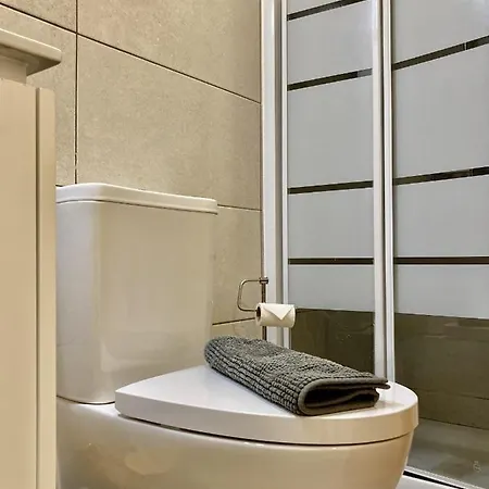 Alfama Cruise Terminal - 1 Bed Near The Tagus River With A/c!